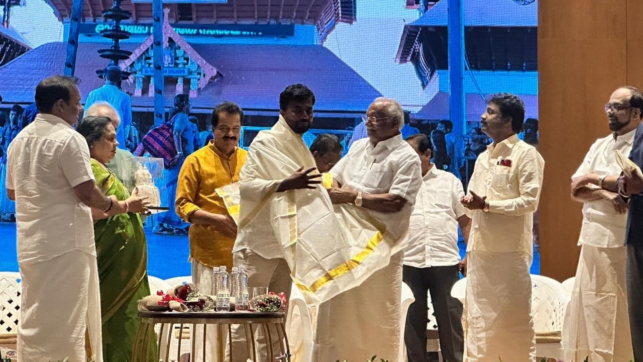 Felicitation with a ceremonial shawl