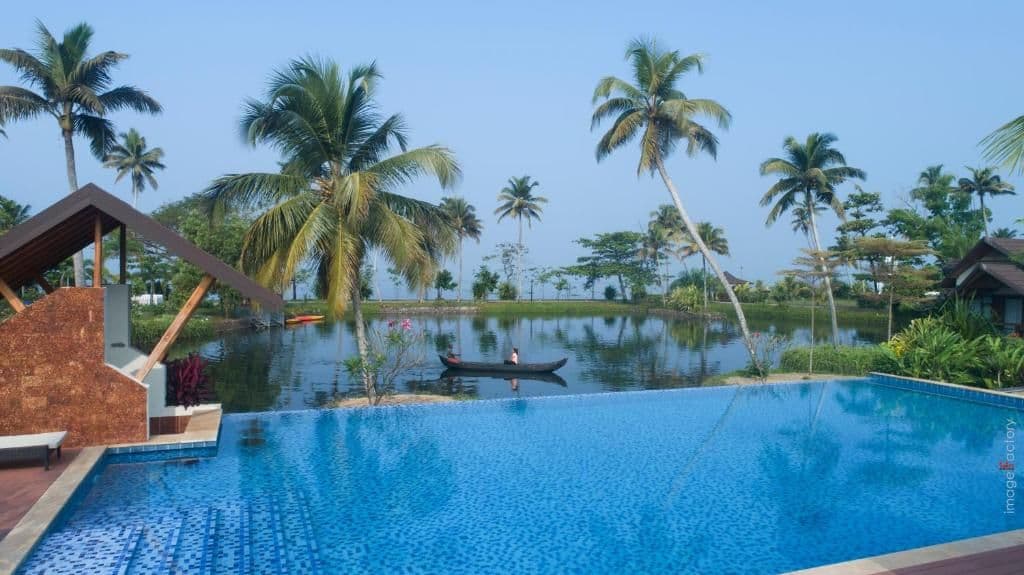 Gokulam Grand Resort & Convention Center — photo 9